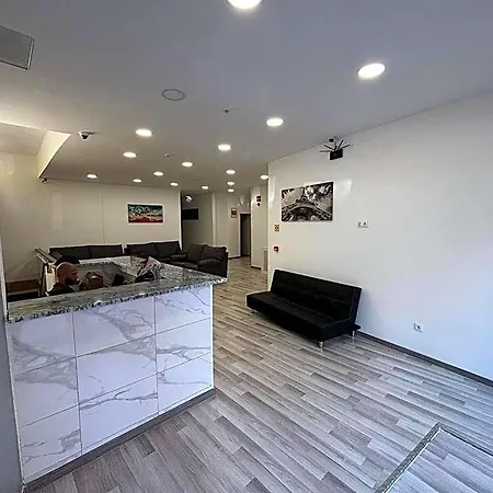 Hotel The Vault